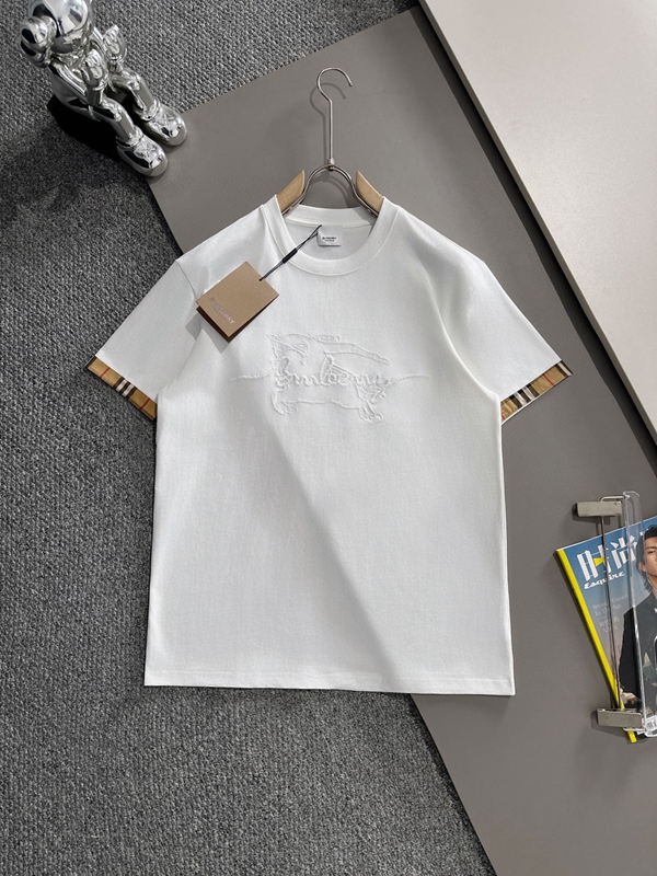 ブランドTシャツ正面デザイン